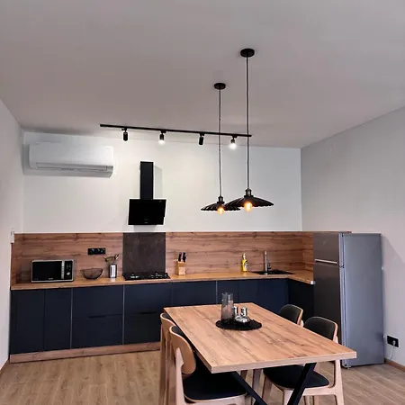 Sevenhills Apartment *